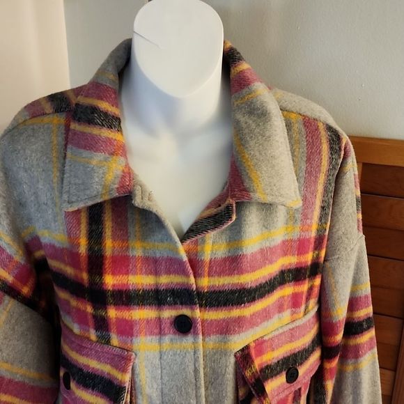 SoHo brand jacket - Picture 3 of 10